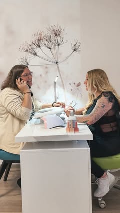 Digiti Nails & Beauty Arbeit 10